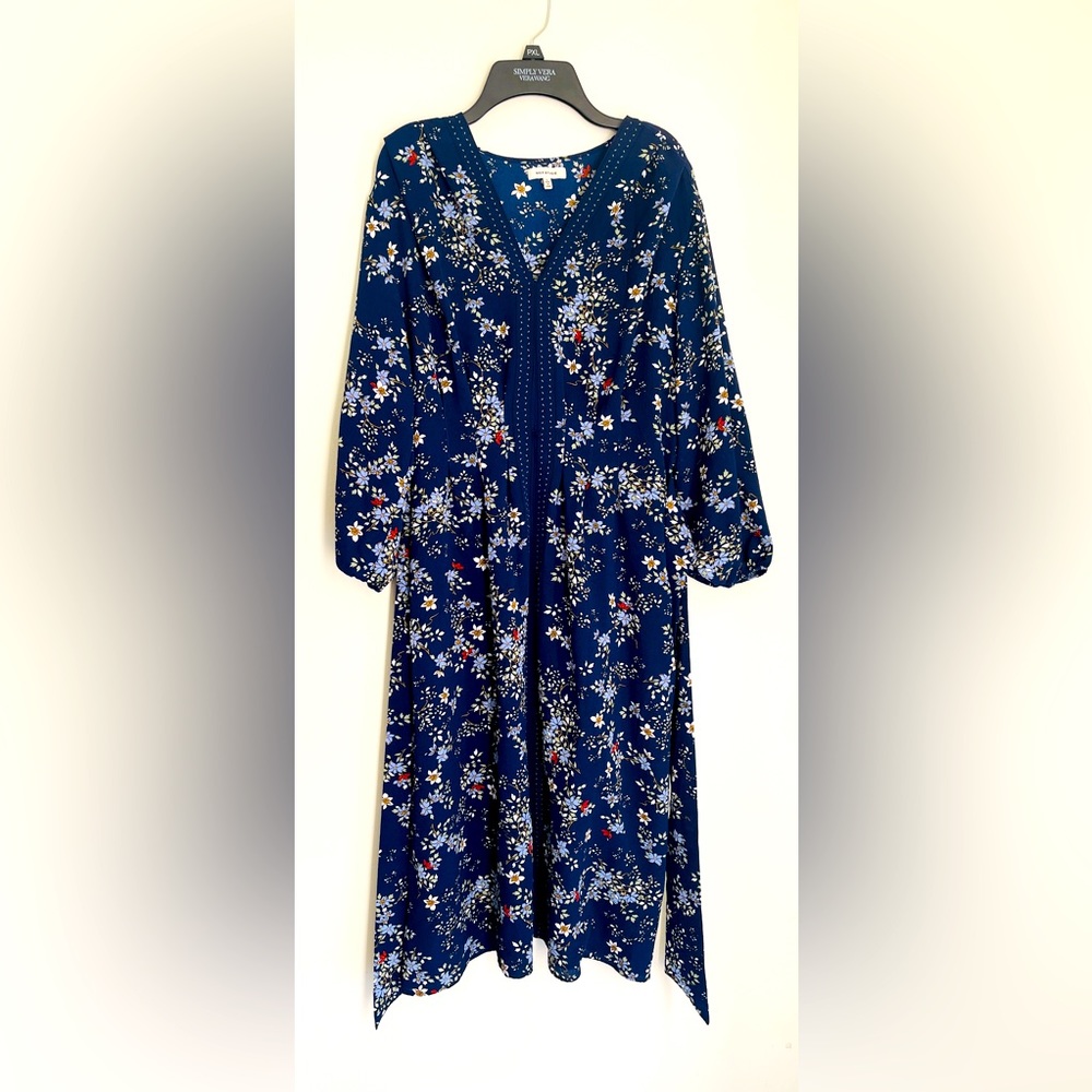Long sleeve floral navy dress size L Max studio